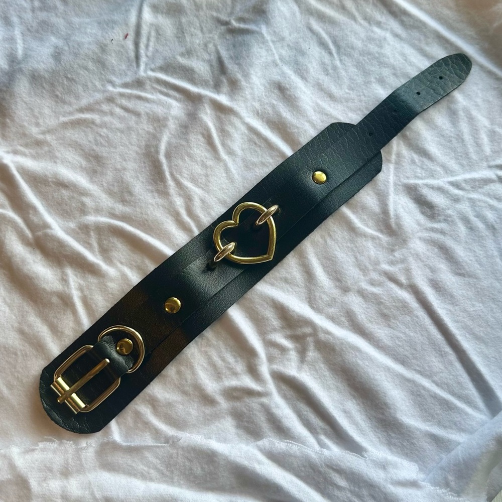 Leather Buckle Belt Choker
